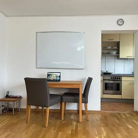 Gemutliche Neben Der 